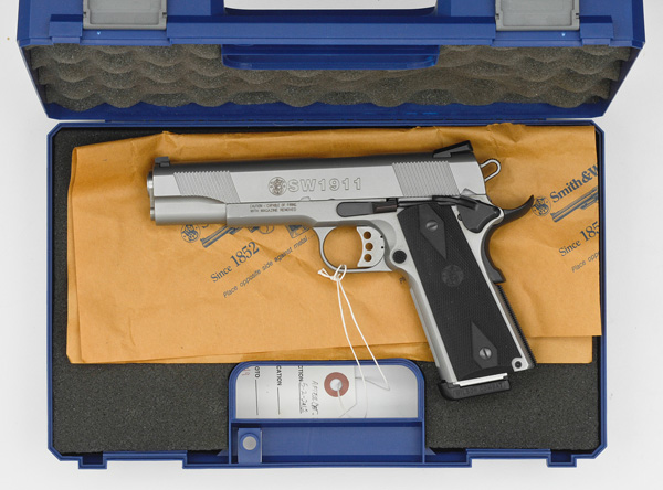 *Smith & Wesson Model SW1911 Semi-Auto