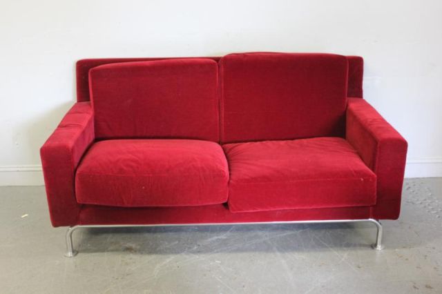 Art Deco Red Upholstered Meridian  15f629