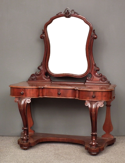 A Victorian mahogany Duchess  15d24a