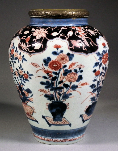A 18th Century Japanese porcelain baluster