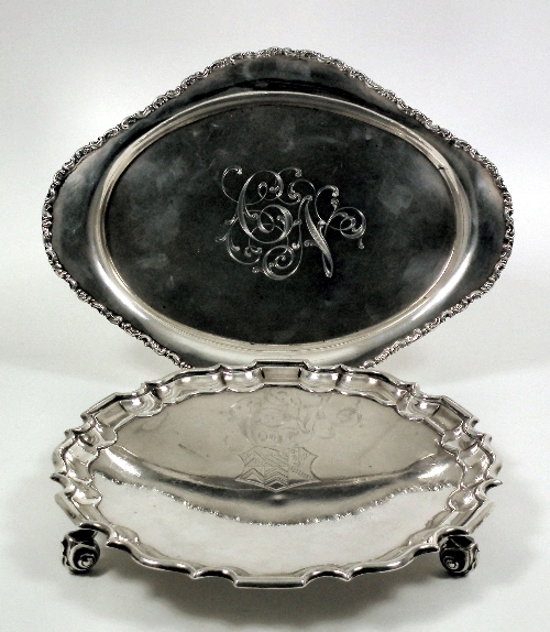 A George V silver circular salver 15d382