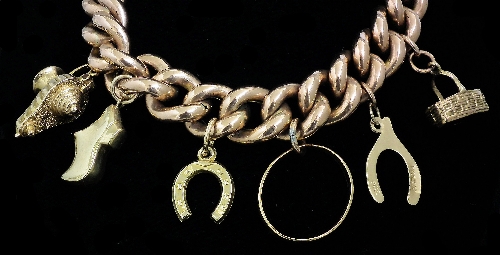 A 9ct gold hollow link curb bracelet