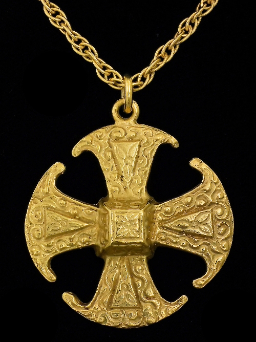 A modern 9ct gold Canterbury 15d404