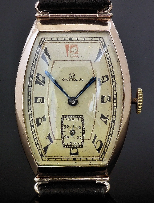 A 1920s gentleman s Omega wristwatch 15d41e