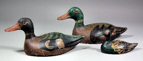 Three French painted wood decoy 15d47b