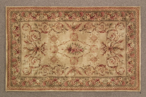 A modern Chinese carpet of Aubusson