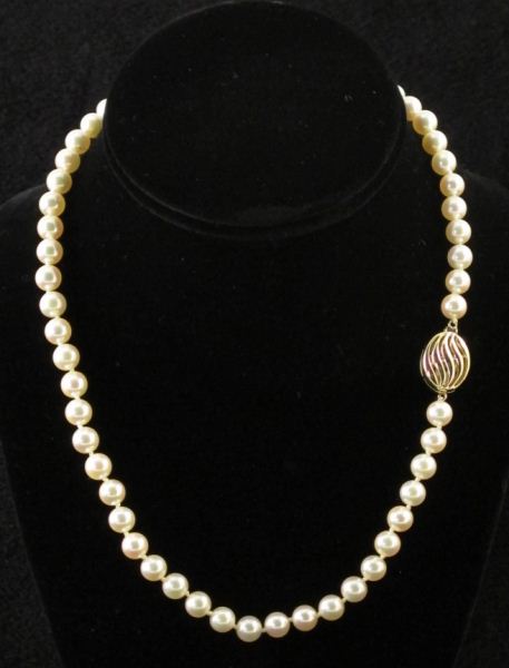 Akoya Pearl Necklacecomprised of