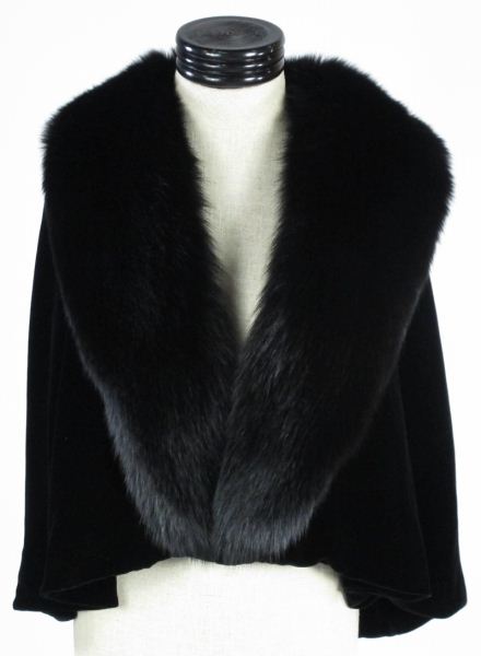 Fur Trimmed Velvet Stole Adrienne 15d687