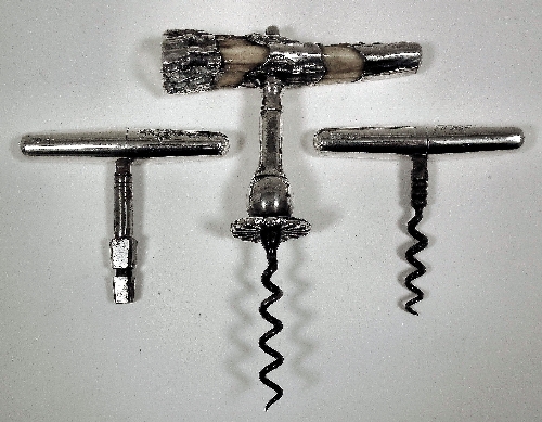 A Victorian silver folding corkscrew 15d7bf