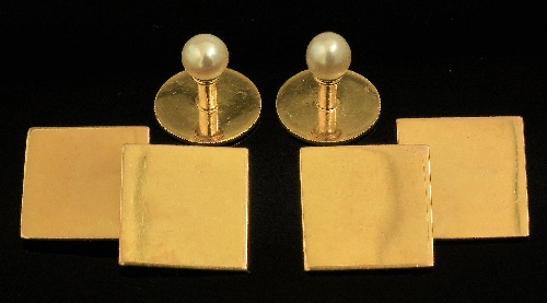 A pair of gentleman's 9ct gold