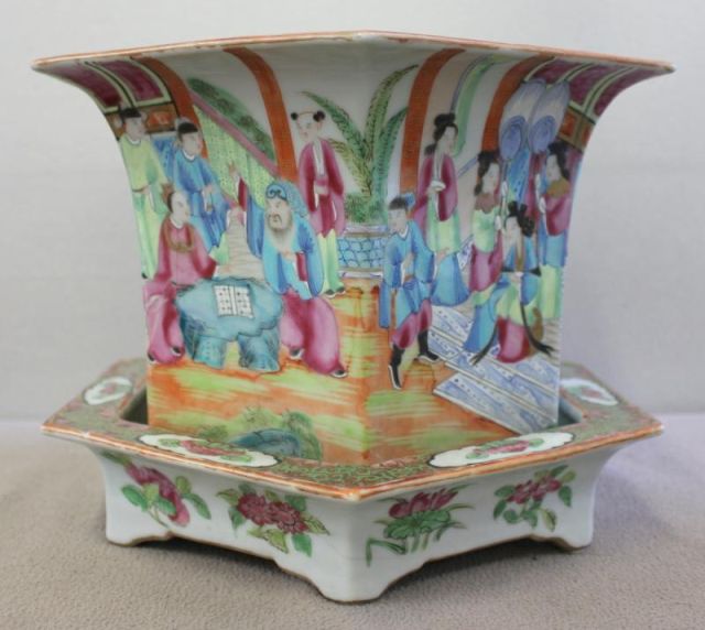 Chinese Famille Rose Planter and 15da25