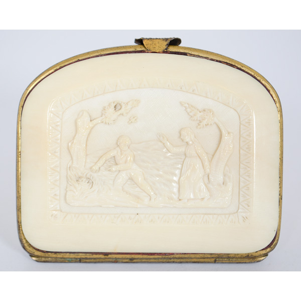 Carved Ivory Change Purse Carved 15dc23