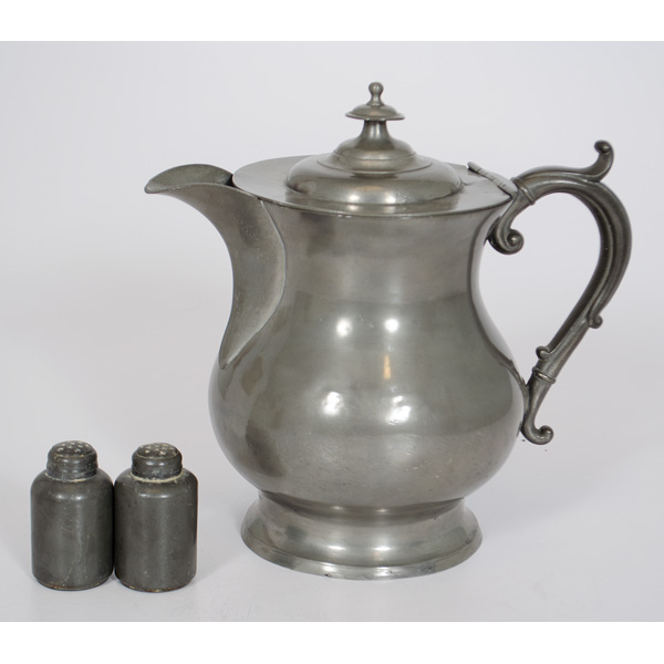 Sellew Co Pewter Pitcher Plus 15dc49