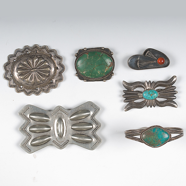 Navajo Jewelry: Conchas Pins Plus