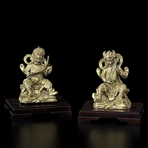 Chinese Gilt Bronze Guardian Figures 15ddc3