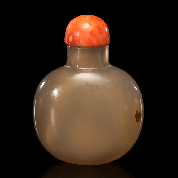 Chinese Shadow Agate Snuff Bottle