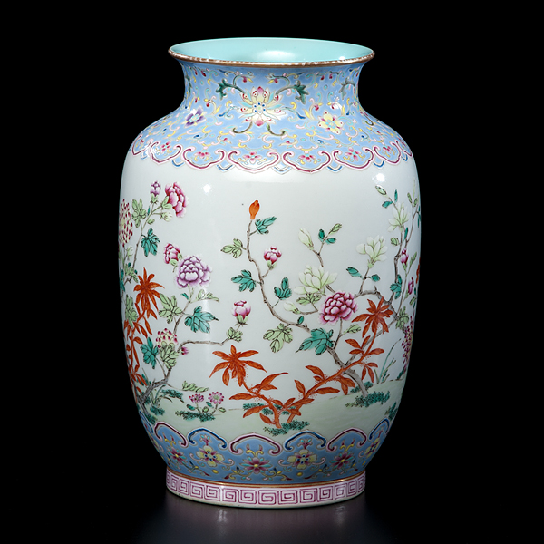 Chinese Famille Rose Vase Chinese 15de24