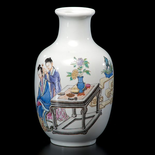 Chinese Painted Vase Chinese early 20th
