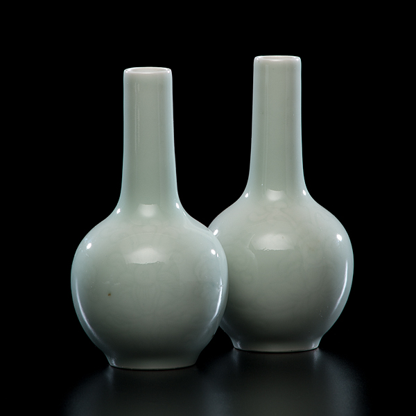 Celadon Porcelain Cabinet Vases 15def4