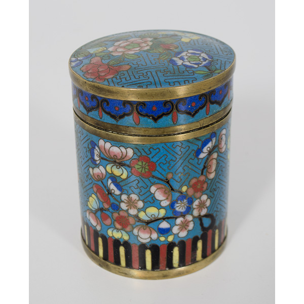 Chinese Cloisonne Jar Chinese.  A cloisonne