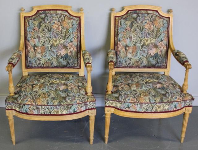 Pair of Vintage Louis XVI Style 15e012
