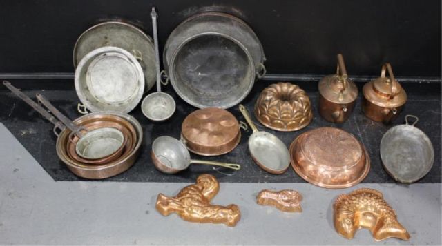 Large Lot of Vintage Copper Items.From