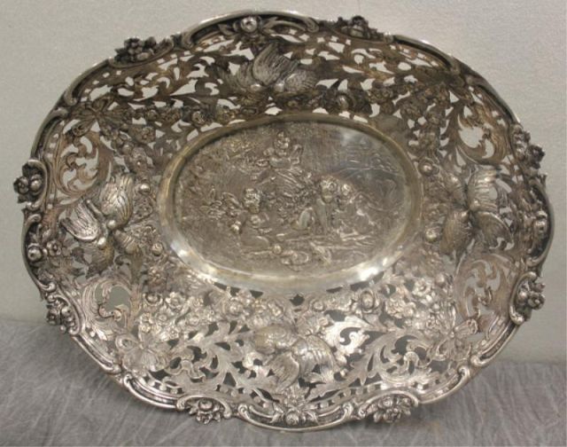 800 Silver Repousse Center Piece