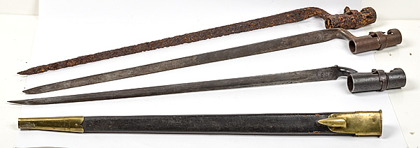 US Civil War Bayonets Lot of Three 1609d8