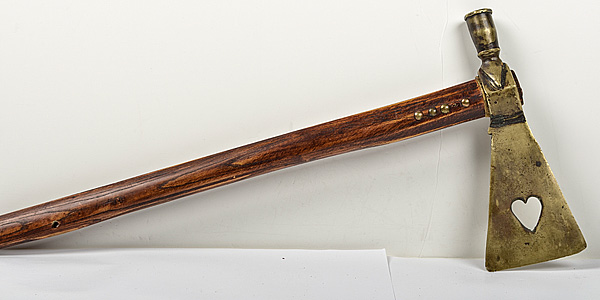 Reproduction Plains-Style Pipe Tomahawk