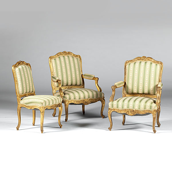 Louis XV style Giltwood Armchairs 160e3a