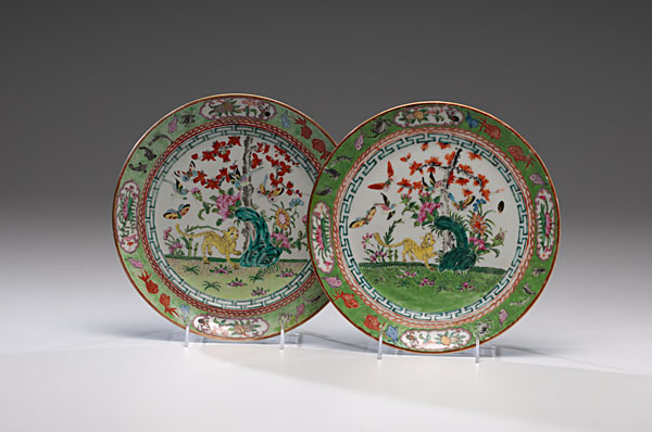 Chinese Export Porcelain Cabinet Plates