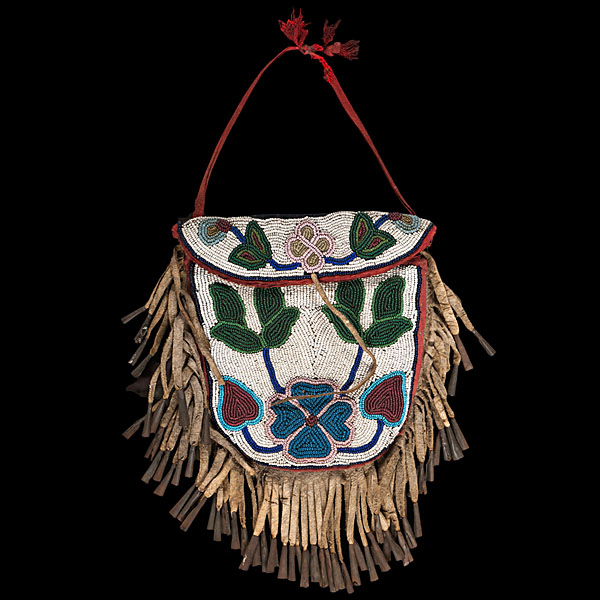 Chippewa Beaded Hide Bag thread sewn 161189