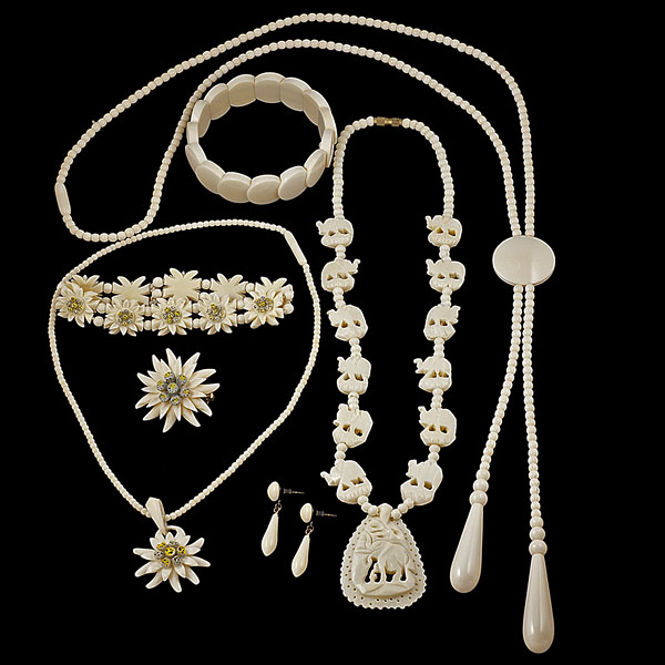 Grouping of Unsigned Ivory Jewelry