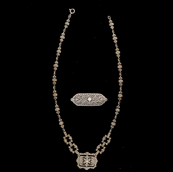 Marcasite Necklace A sterling silver