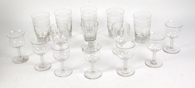 A quantity of drinking glasses 16163c