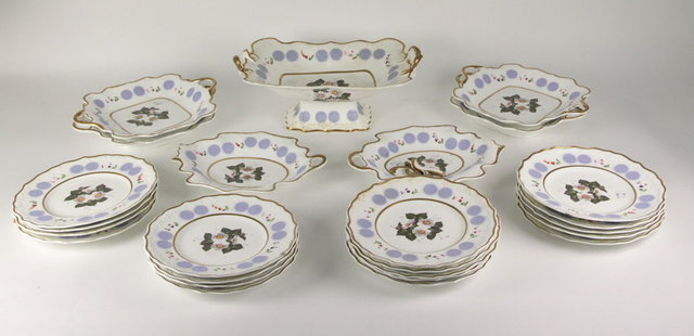 A Staffordshire porcelain dessert service