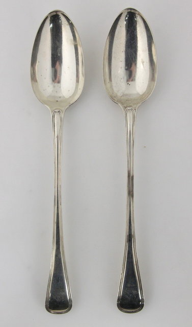 A pair of Victorian thread pattern 1616df