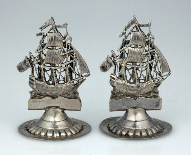 A pair of Dutch silver menu holders