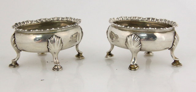 A pair of George III silver oval 16177f