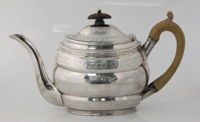 A George III silver teapot Robert 161782