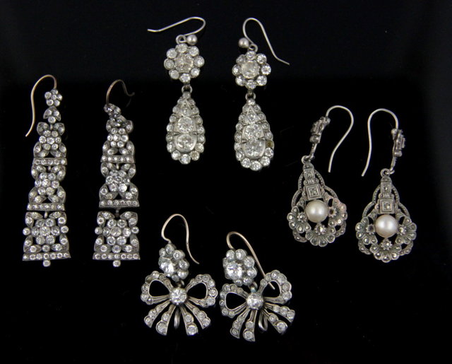 A pair of paste set bow earrings 1617aa