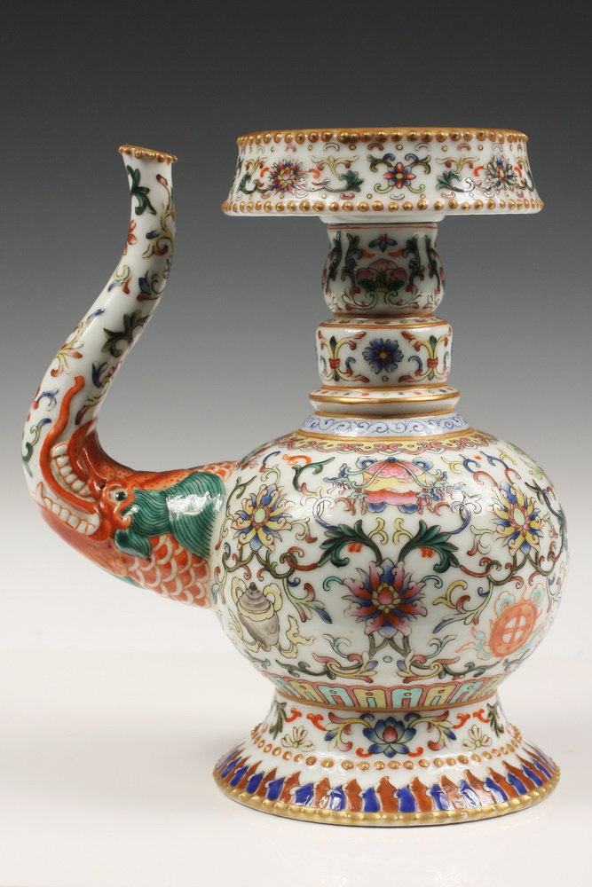 CHINESE KUNDIKA Chinese Porcelain 161872