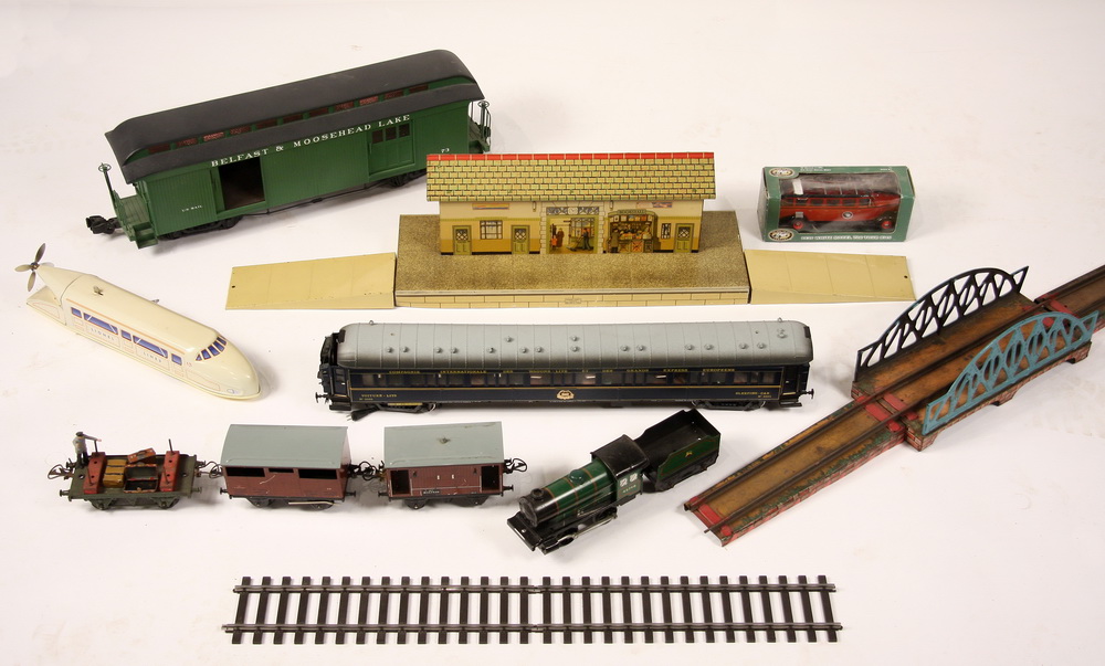 COLLECTION MISC TOY TRAINS - Including