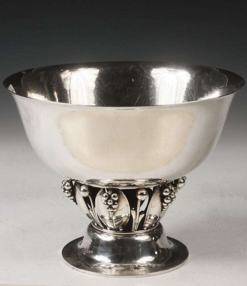 JENSEN STERLING CENTER BOWL Georg 1619ab