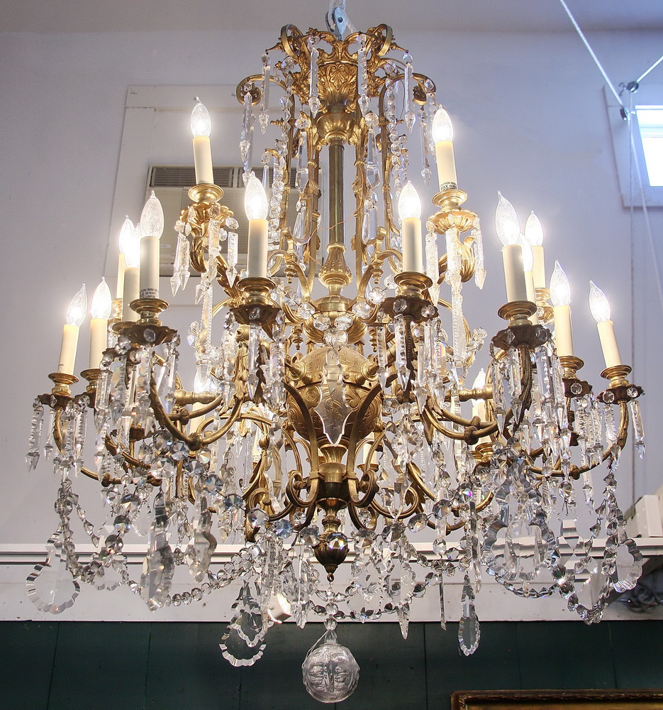 CRYSTAL CHANDELIER - Early 20th c Edwardian