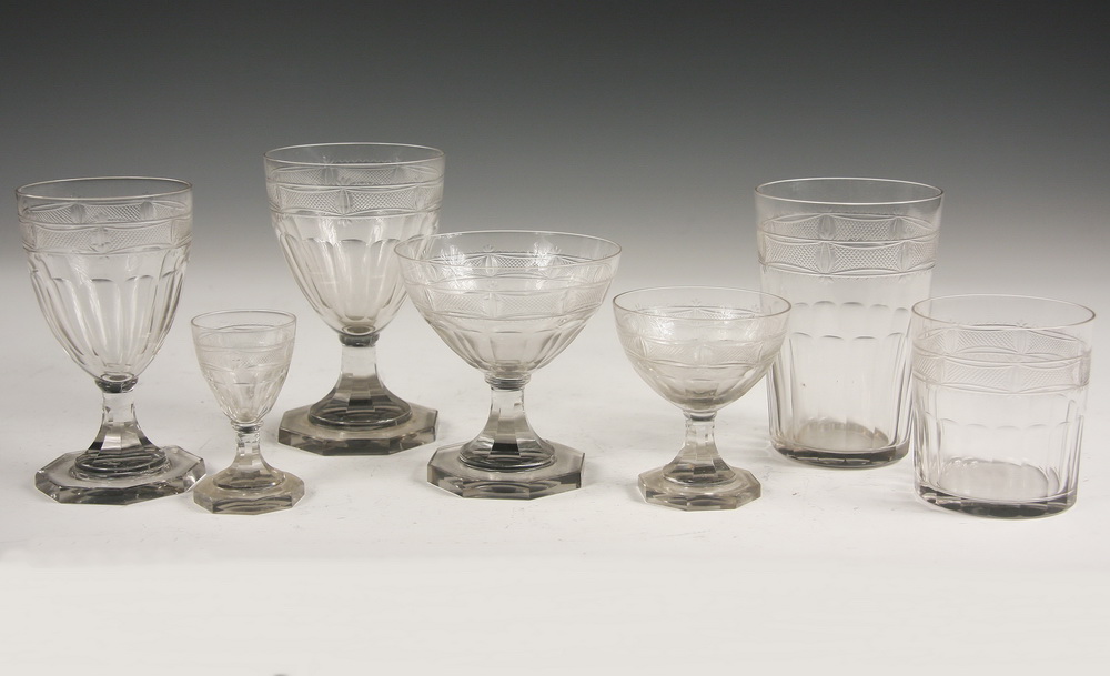  144 PCS EARLY IRISH CRYSTAL STEMWARE 1619c5