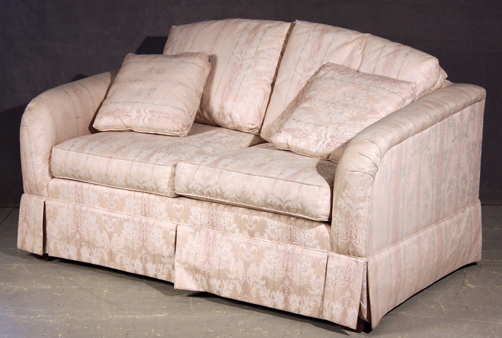 PAIR CONTEMPORARY SETTEES Pair 1619ec