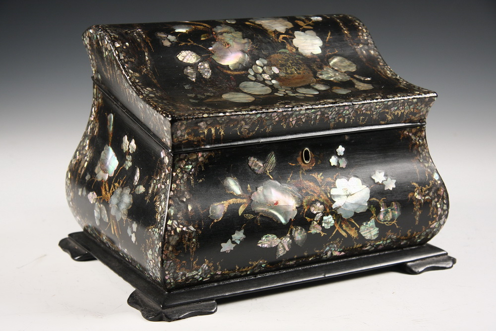 PAPIER MACHE TEA CADDY Circa 161be9