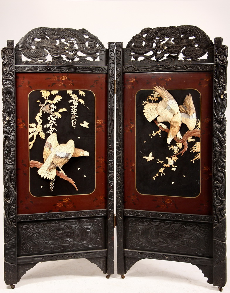 TWO PANEL CHINESE SCREEN Late 161c80