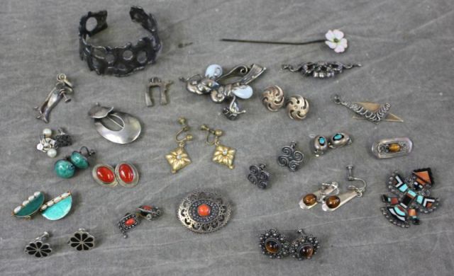 Sterling Lot of Assorted Jewelry Includes 15fa83